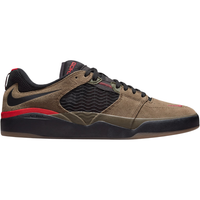 Nike - Nike SB Ishod Wair - LIGHT OLIVE/BLACK-LIGHT OLIVE - Sneaker