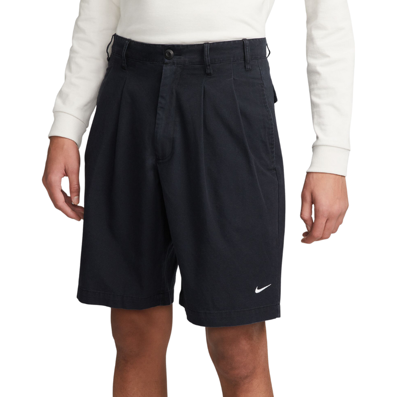 M NL PLEATED CHINO SHORT - Nike - Herren - Black/White - Short