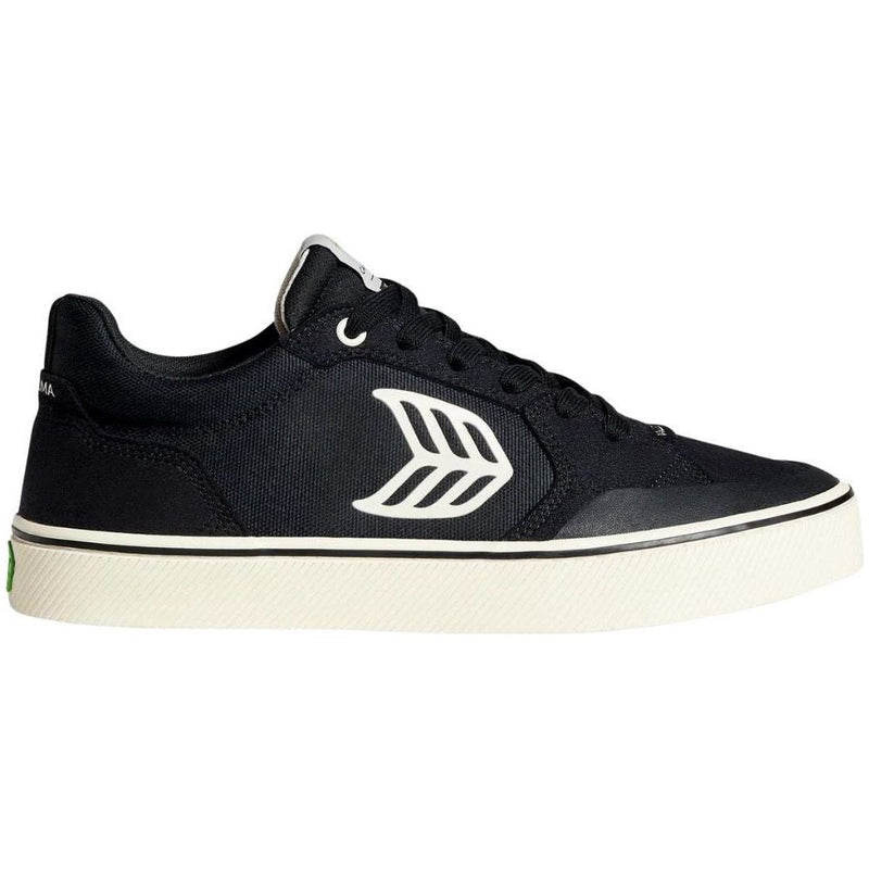 VALLELY Skate - Cariuma - Black/Ivory 