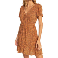 DAY TRIPPIN - Billabong - Toffee - Kleid Kurz